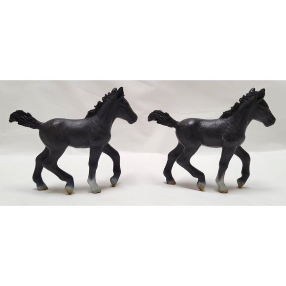Vintage Schleich Lot of 2 Black 4" Long Lipizzaner Foal Colt Horse Figurines - Picture 5 of 9
